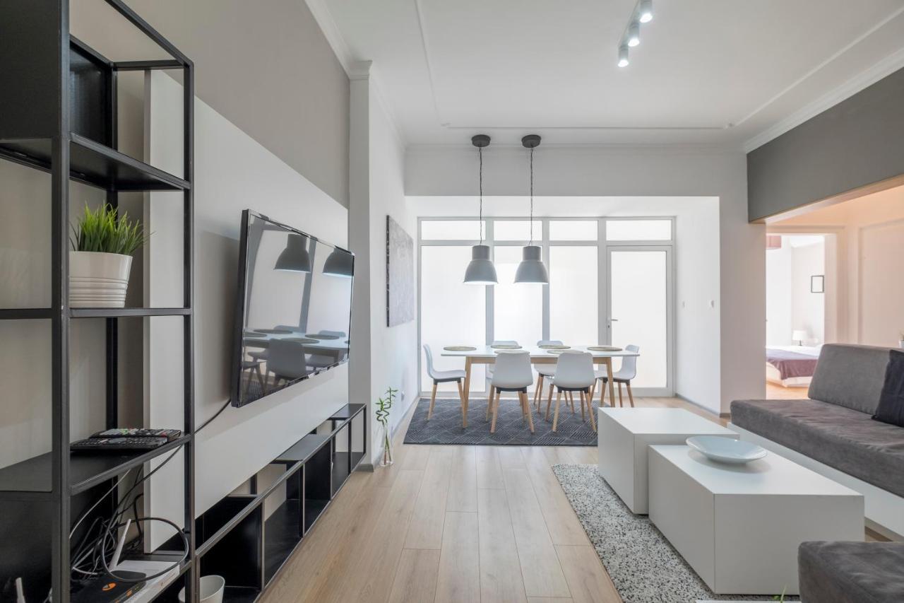 Bluewaveplace - Stylish 2 Bedroom Home In Center Of София Екстериор снимка