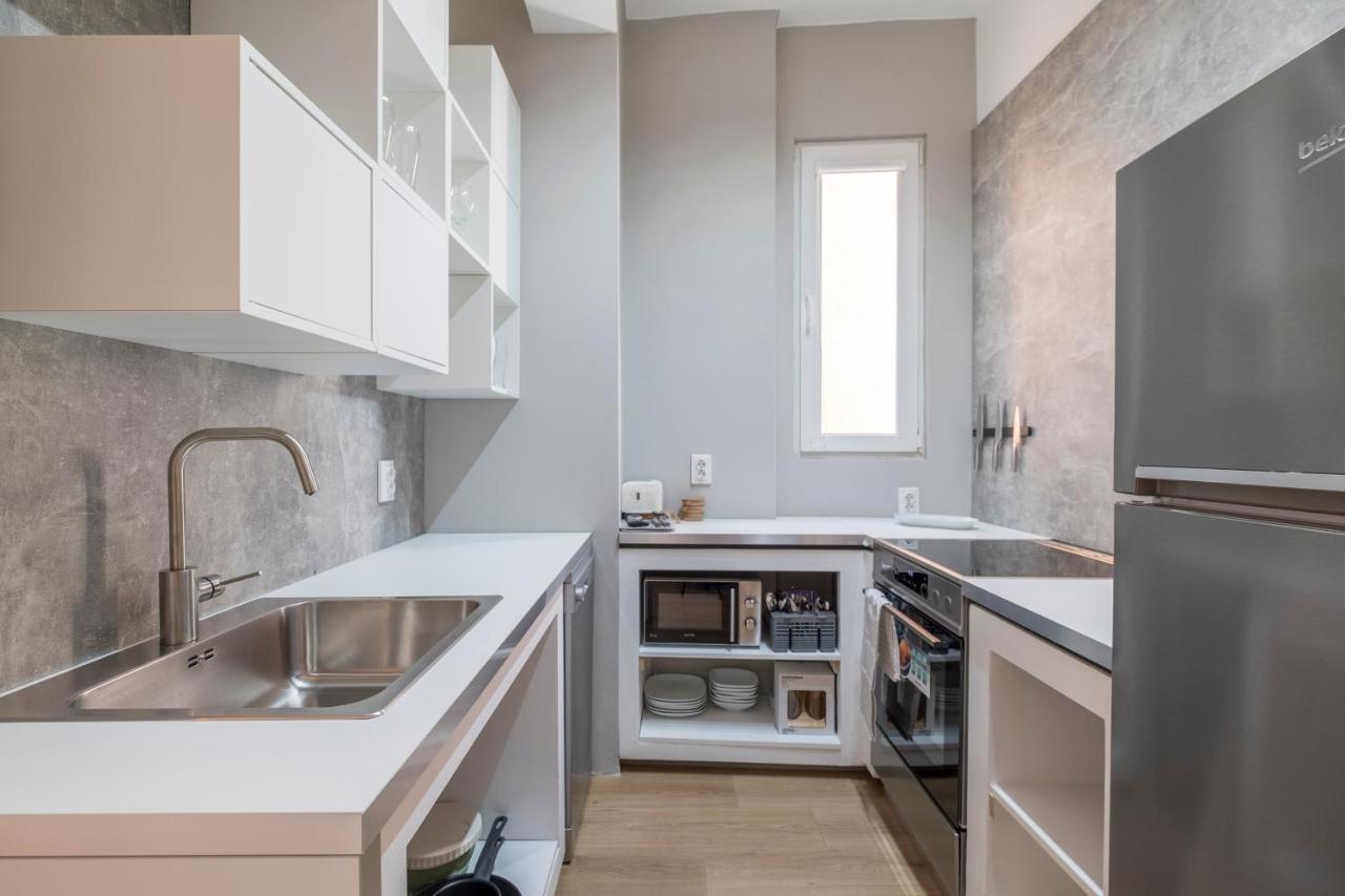 Bluewaveplace - Stylish 2 Bedroom Home In Center Of София Екстериор снимка